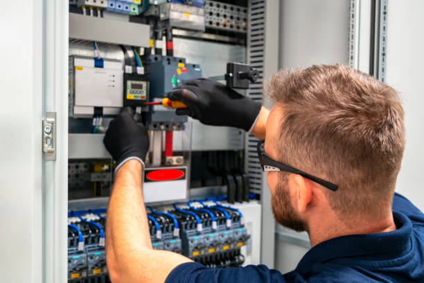 Best Electrician for Home Renovation  in Salisbury, MO